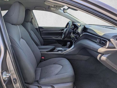Used 2021 Toyota Camry LE w/ Carpet Mat Package (TMS) FWD image 19