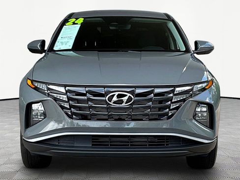 Used 2024 Hyundai Tucson SE AWD/4WD image 2