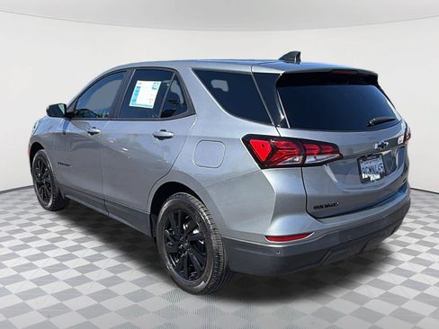 Used 2023 Chevrolet Equinox LS w/ LS Convenience Package AWD/4WD image 7