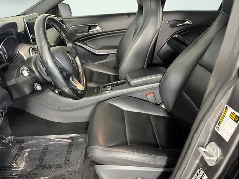 Used 2015 Mercedes-Benz CLA 250 image 10