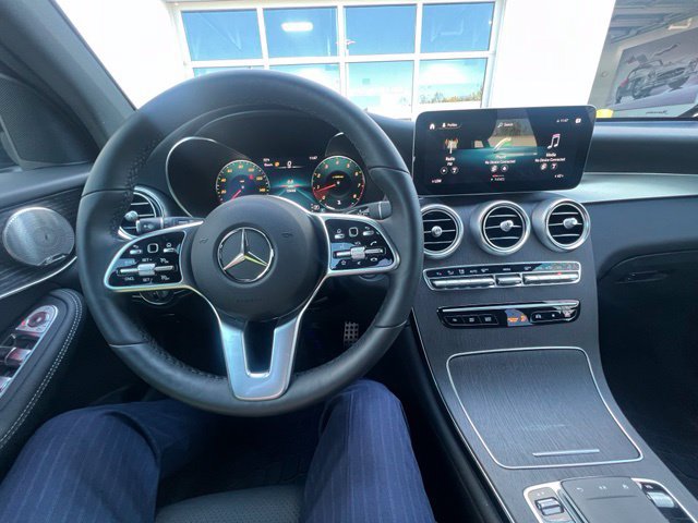 Used 2021 Mercedes-Benz GLC 300 4MATIC image 16