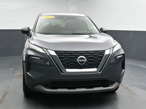 Used 2023 Nissan Rogue S image 3