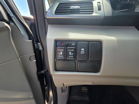 Used 2011 Honda Odyssey EX image 14