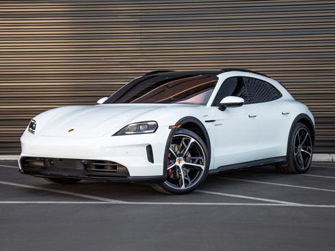 Certified 2025 Porsche Taycan 4S AWD/4WD image 1