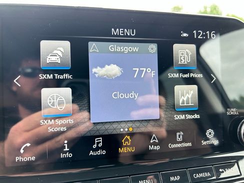 Used 2024 Nissan Pathfinder Platinum w/ Cargo Package image 40