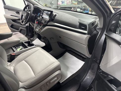 Used 2024 Honda Odyssey EX-L image 40