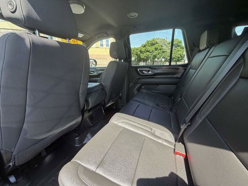 Used 2022 Chevrolet Tahoe 4WD w/ Remote Keyless Entry Package image 18