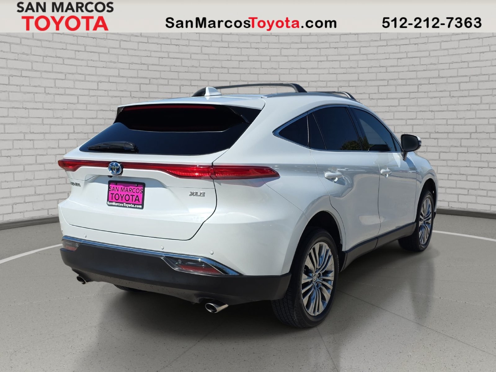 Used 2023 Toyota Venza XLE AWD/4WD image 6