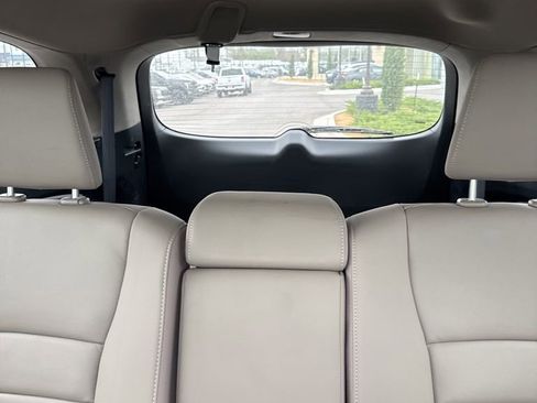 Used 2021 Honda Pilot EX-L image 10