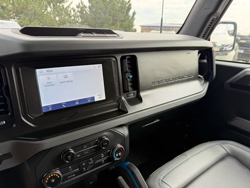 Used 2022 Ford Bronco Black Diamond AWD/4WD image 31