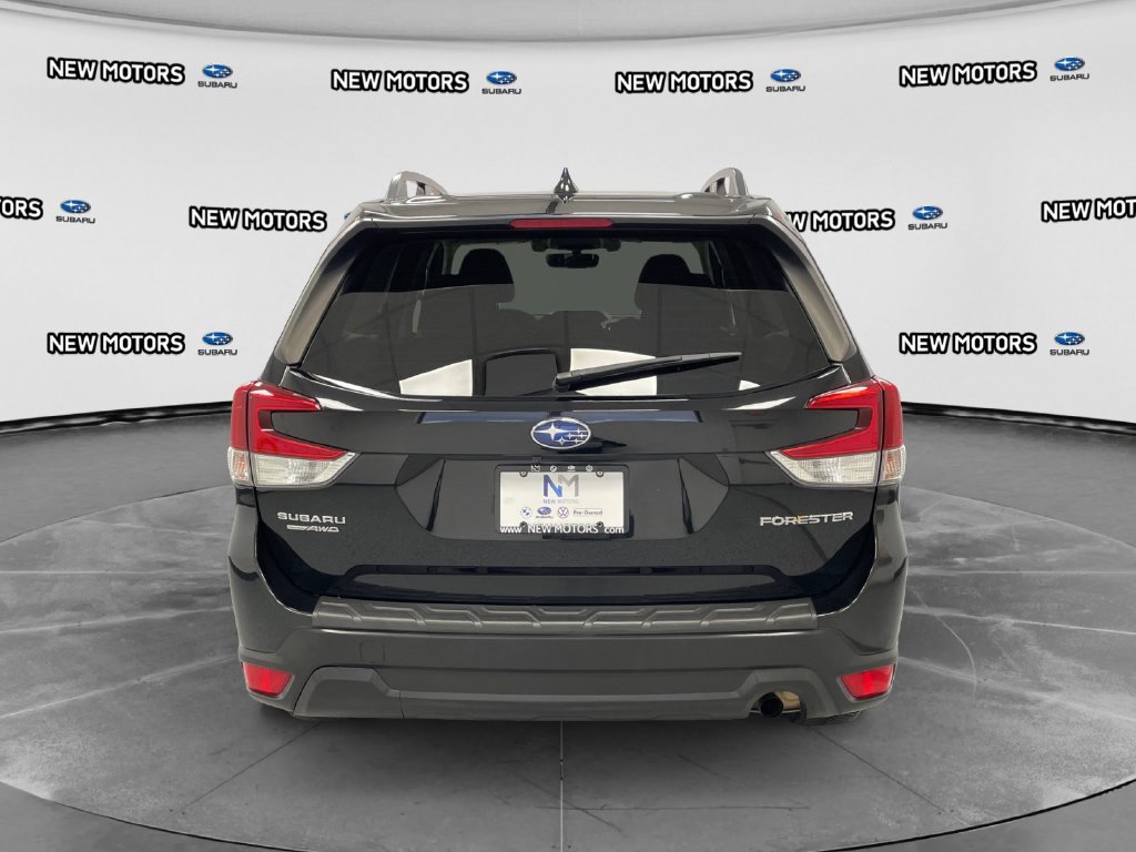 Used 2019 Subaru Forester Premium AWD/4WD image 3