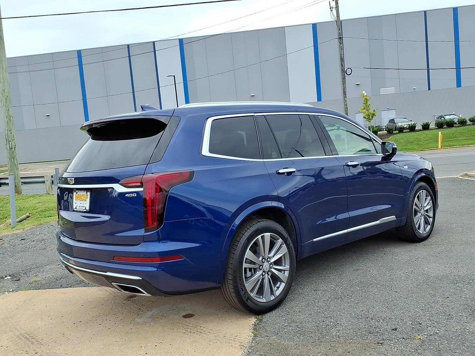 Used 2024 Cadillac XT6 Premium Luxury AWD/4WD image 6