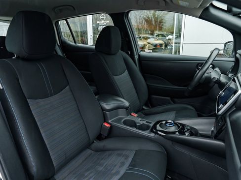 Used 2023 Nissan Leaf SV Plus w/ Protection Package image 25