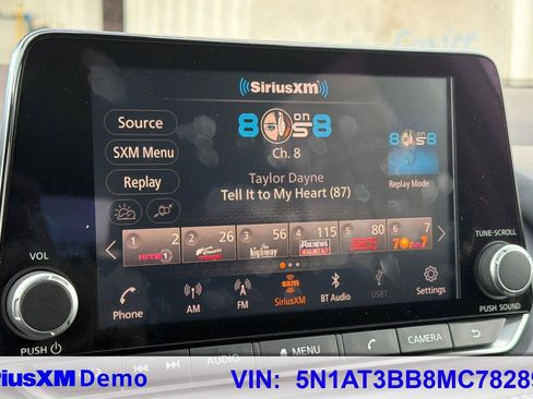 Used 2021 Nissan Rogue SV image 27