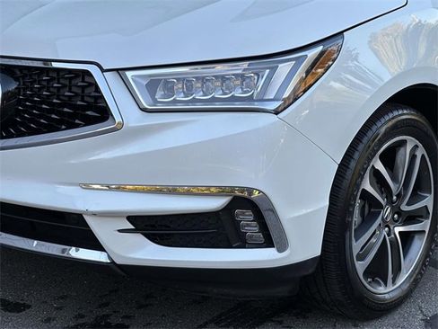 Used 2017 Acura MDX SH-AWD image 8