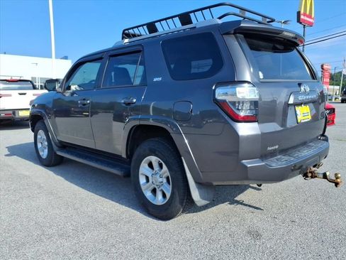 Used 2018 Toyota 4Runner SR5 Premium AWD/4WD image 5