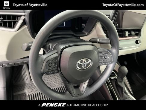 Used 2026 Toyota Corolla LE FWD image 23