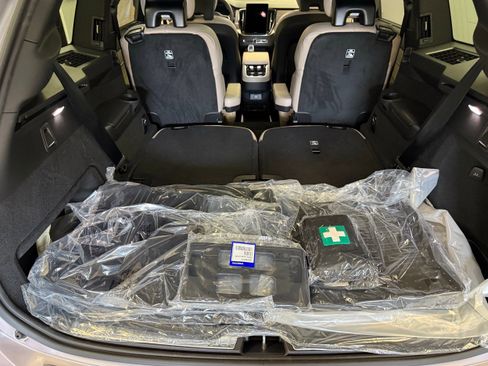 Used 2026 Volvo XC90 B6 Ultra w/ Protection Package Premier image 38