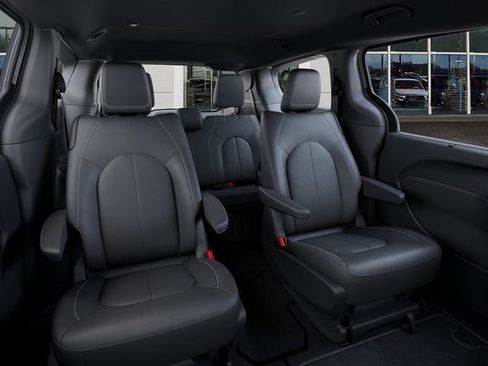 New 2026 Chrysler Pacifica Select FWD image 15
