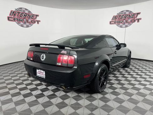 Used 2006 Ford Mustang GT image 7