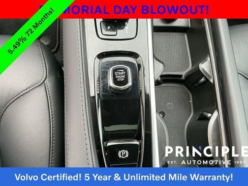 Certified 2025 Volvo XC90 B5 Core AWD/4WD image 21