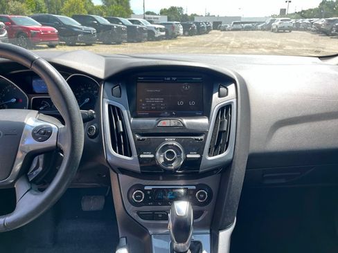 Used 2013 Ford Focus Titanium FWD image 23