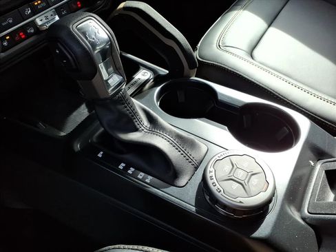 New 2026 Ford Bronco Badlands image 18