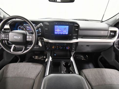 Used 2023 Ford F250 XLT image 3