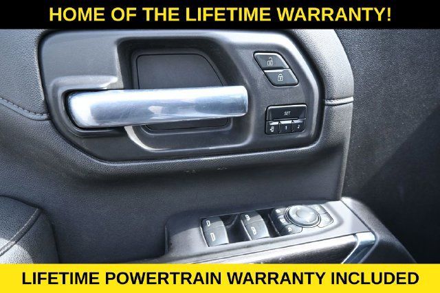 Used 2023 Chevrolet Silverado 2500 LTZ AWD/4WD image 3