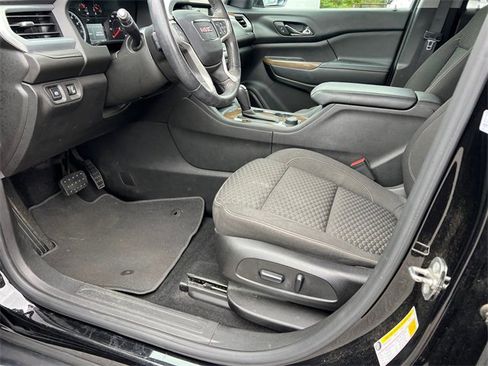 Used 2018 GMC Acadia SLE w/ Driver Alert Package I image 9