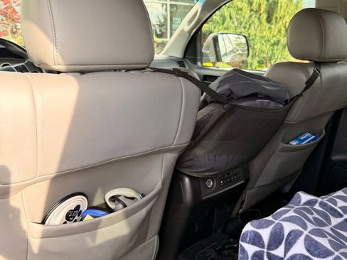 Used 2015 Toyota Sequoia SR5 w/ Premium Package image 11