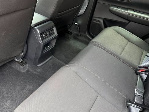 Used 2025 Honda CR-V Sport image 25