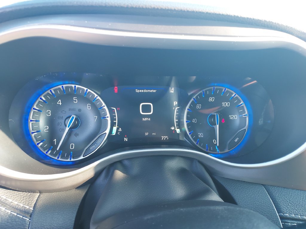New 2026 Chrysler Pacifica Select FWD image 18