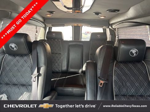 Used 2019 Chevrolet Express 2500 Work Van image 12