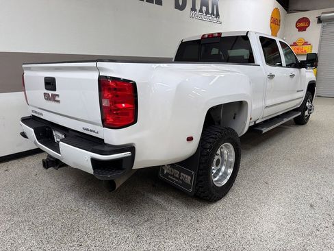 Used 2019 GMC Sierra 3500 Denali w/ Duramax Plus Package AWD/4WD image 33