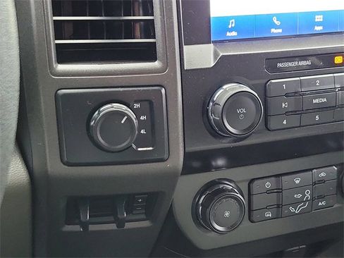 Used 2020 Ford F350 XL w/ Power Equipment Group image 19