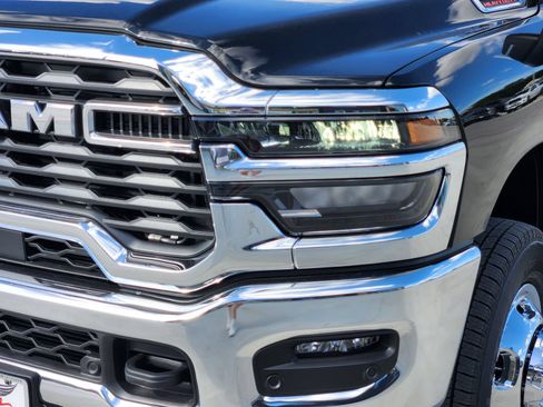New 2026 RAM 3500 Tradesman AWD/4WD image 9