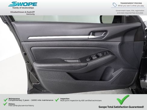 Used 2024 Nissan Altima 2.5 SL AWD/4WD image 18