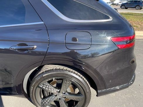 Used 2024 Genesis GV70 3.5T Sport w/ Sport Advanced Package image 32