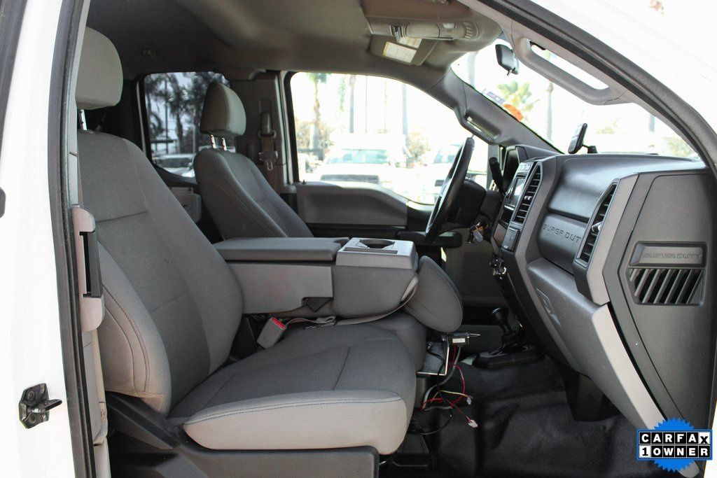 Used 2017 Ford F250 XL w/ Power Equipment Group AWD/4WD image 39