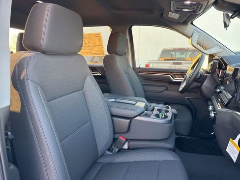 New 2026 GMC Sierra 1500 Elevation image 22