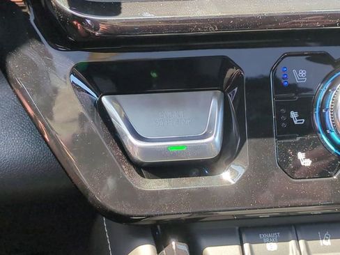 New 2026 GMC Sierra 2500 AT4X AWD/4WD image 17