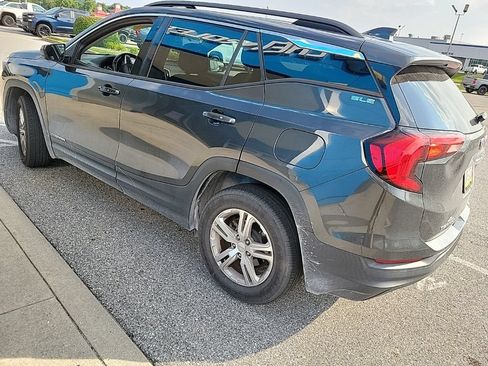 Used 2018 GMC Terrain SLE w/ Driver Convenience Package AWD/4WD image 3