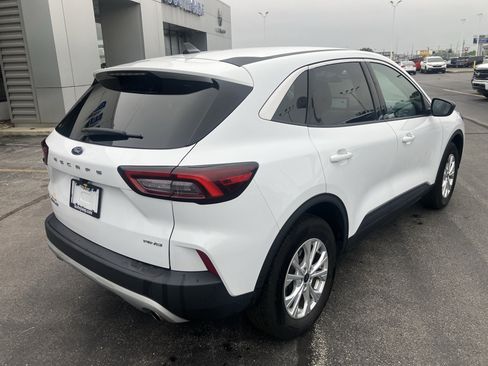 Used 2023 Ford Escape Active AWD/4WD image 7
