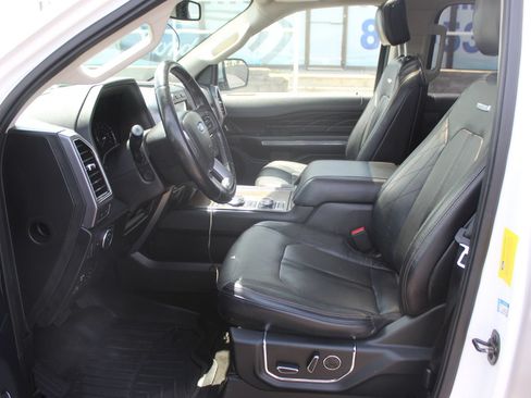 Used 2019 Ford Expedition Max Platinum AWD/4WD image 25