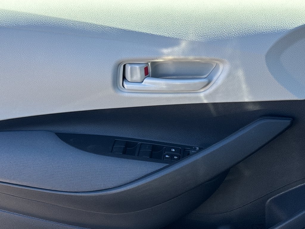 New 2027 Toyota Corolla LE FWD image 33