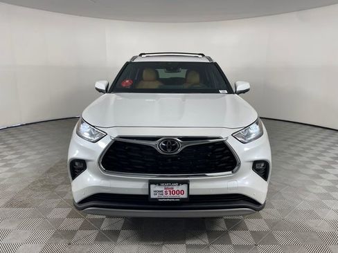 New 2026 Toyota Highlander Platinum AWD/4WD image 20