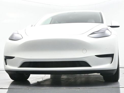 Used 2020 Tesla Model Y Performance AWD/4WD image 42