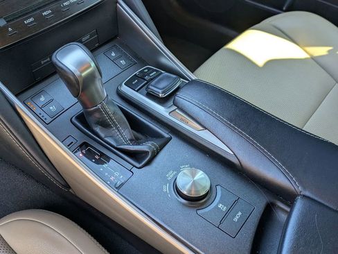 Used 2018 Lexus IS 300 300 w/ Comfort Package image 23