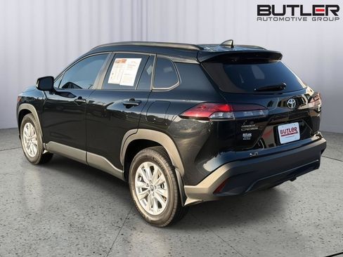 Certified 2026 Toyota Corolla Cross LE FWD image 4
